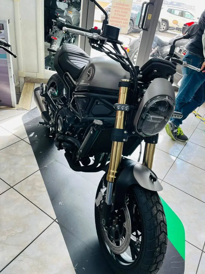 Benelli Leoncino 800 (2022 - 26) (9)