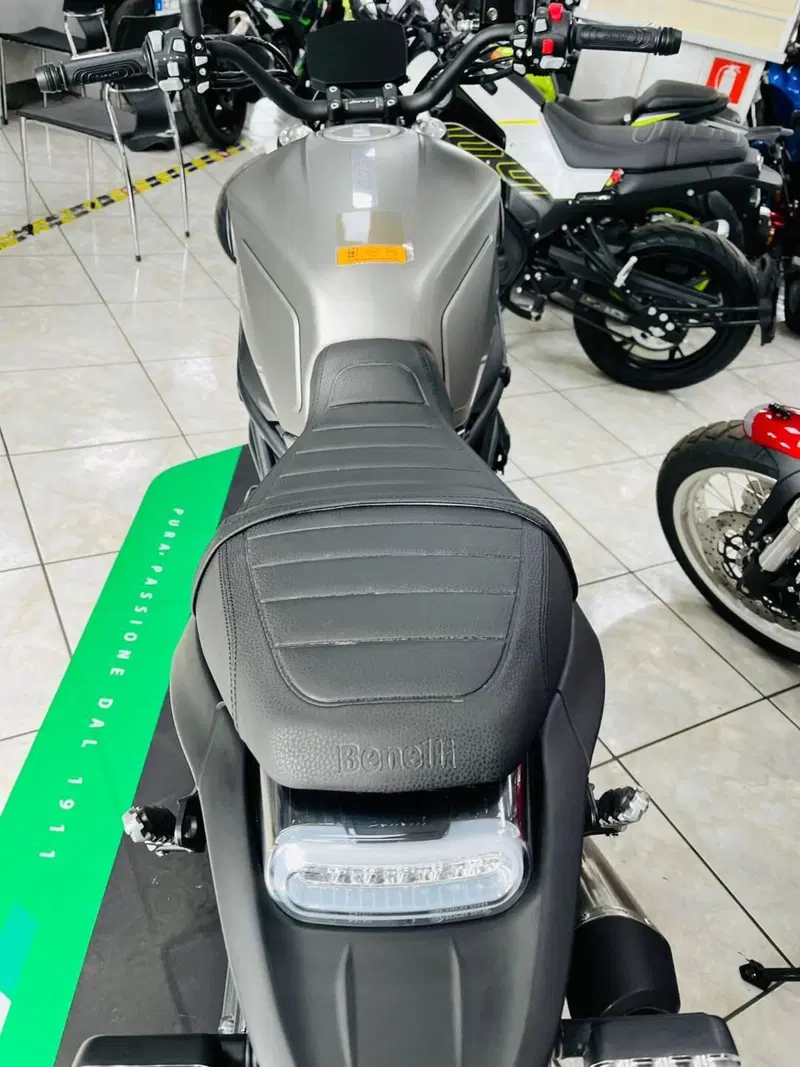 Benelli Leoncino 800 (2022 - 26) (12)