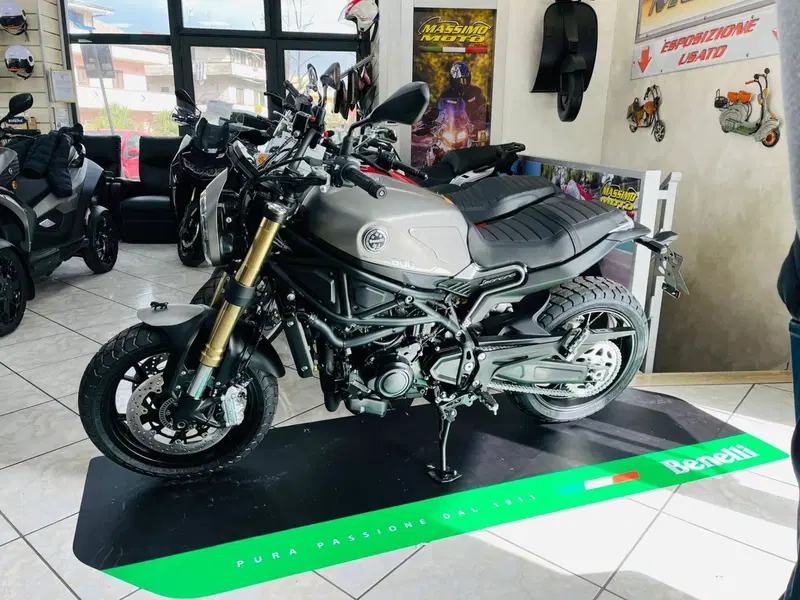 Benelli Leoncino 800 (2022 - 26) (13)