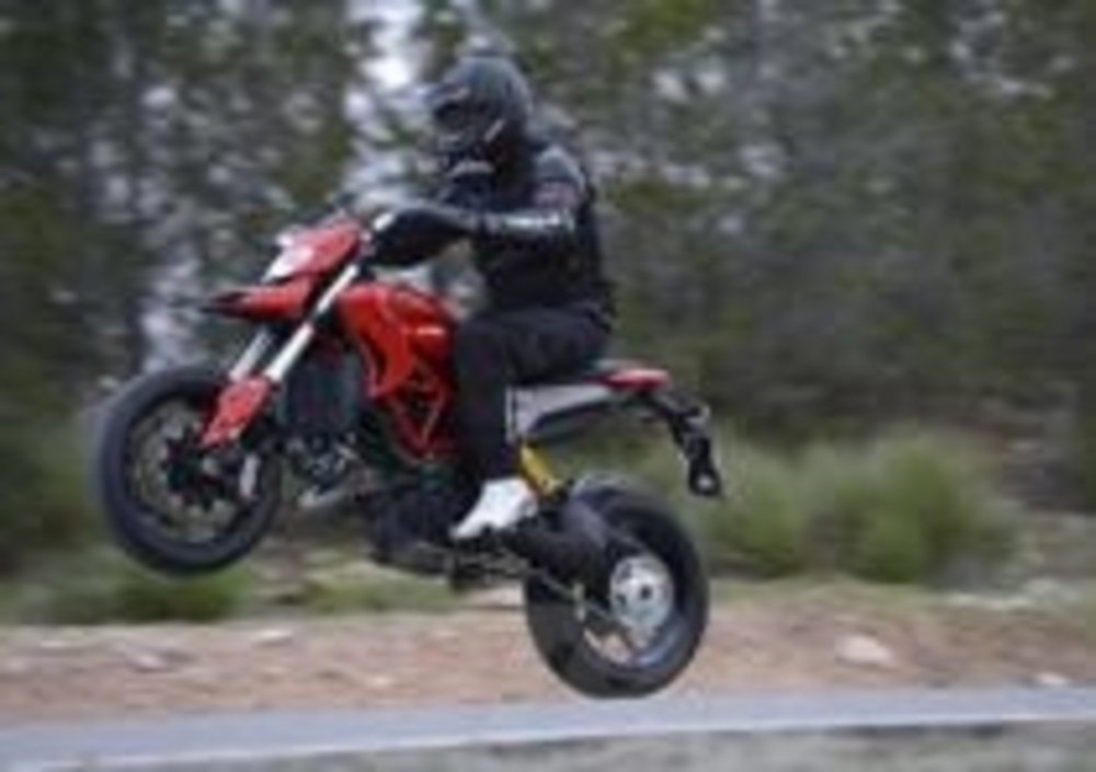 Ducati Hypermotard 2013: buono il suo esordio in Italia
