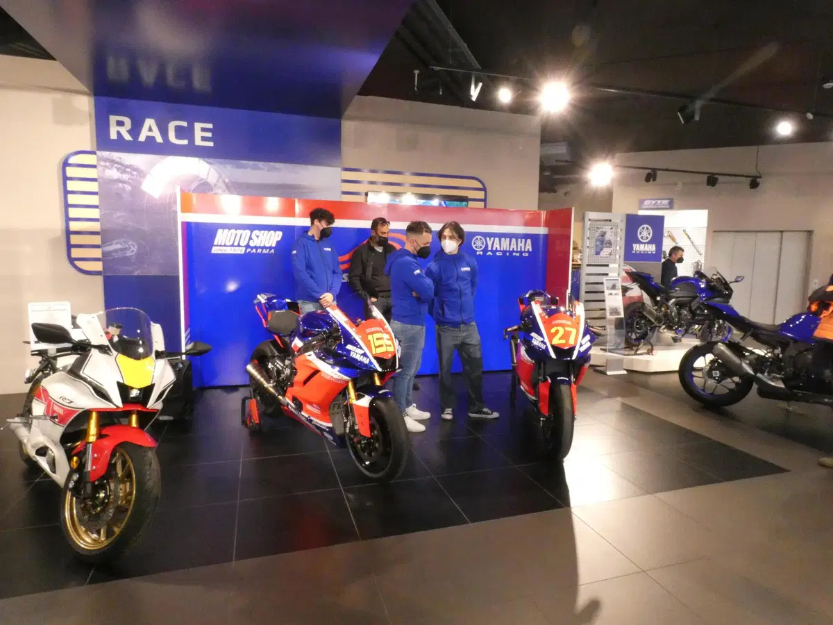 Da Motoshop Parma la presentazione del Team Rosso Corsa 2022 (5)