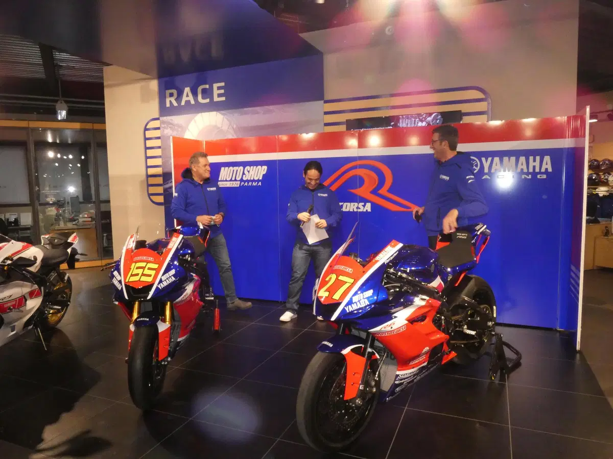 Da Motoshop Parma la presentazione del Team Rosso Corsa 2022 (8)