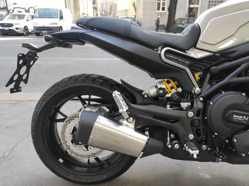 Benelli Leoncino 800 (2022 - 26) (7)
