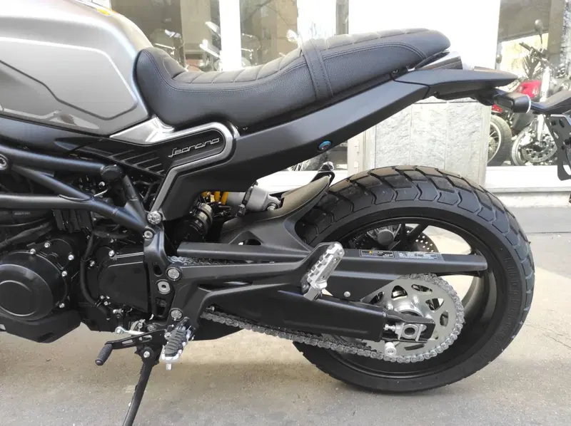 Benelli Leoncino 800 (2022 - 26) (13)
