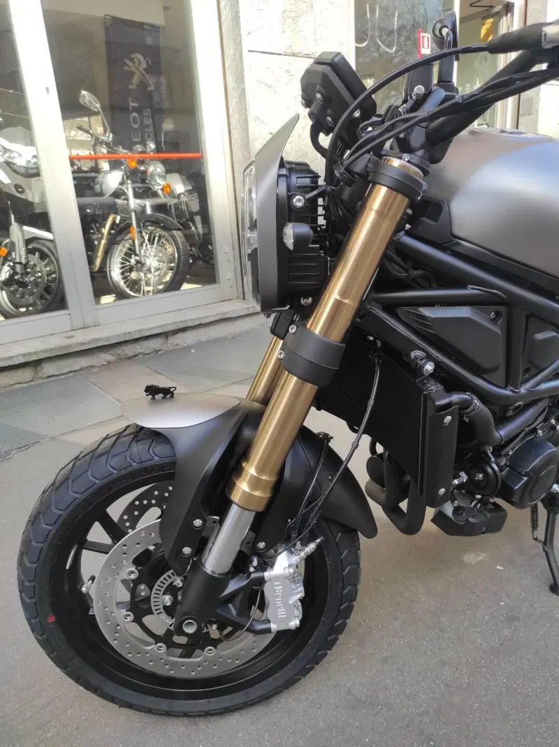 Benelli Leoncino 800 (2022 - 26) (7)