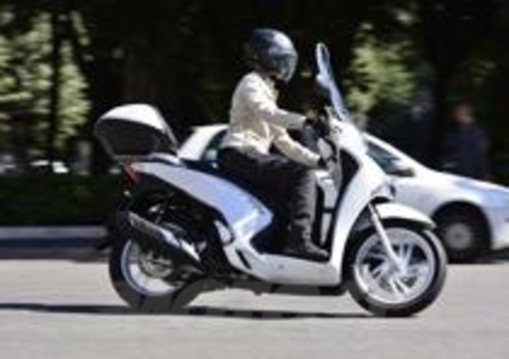 Honda SH monopolizza il podio degli scooter pi&amp;ugrave; venduti nel 2013
