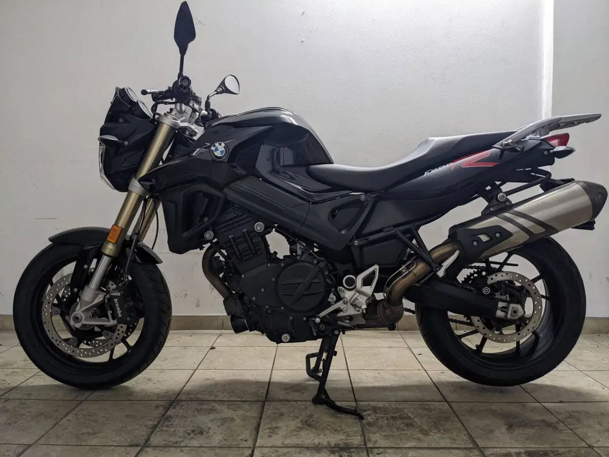 Bmw F 800 R (2017 - 20) (4)
