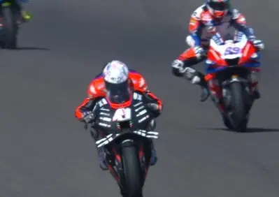 LIVE - MotoGP 2022. GP Argentina - Vittoria di Aleix Espargaro su Aprilia! I commenti dei piloti