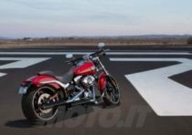 La nuova Softail, Breakout come la cugina CVO
