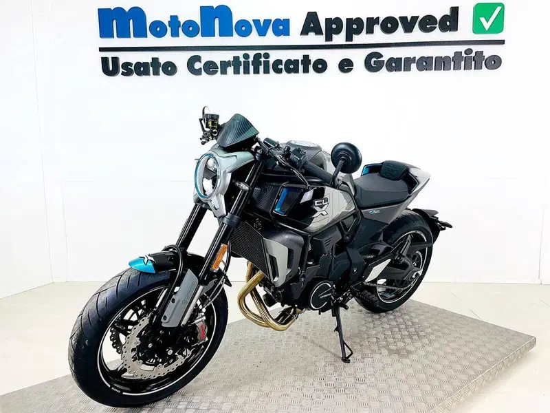 CFMOTO 700CL-X Sport (2022 - 26) (3)