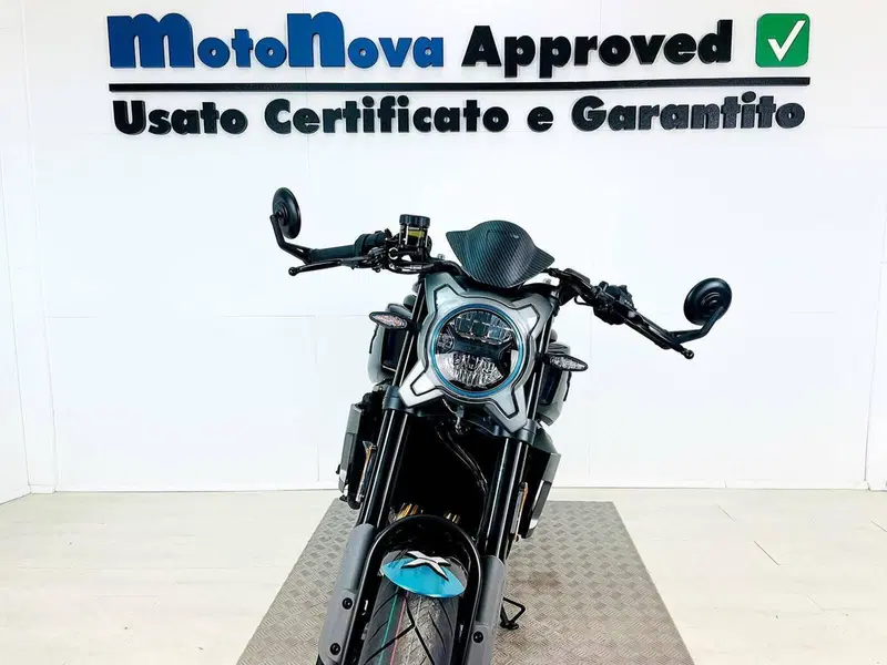 CFMOTO 700CL-X Sport (2022 - 26) (4)