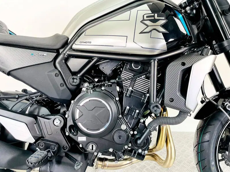 CFMOTO 700CL-X Sport (2022 - 26) (8)