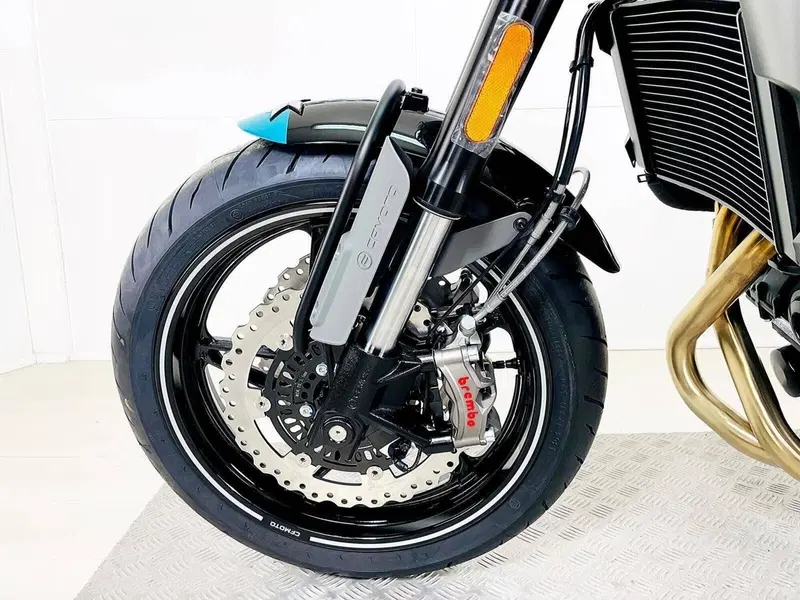 CFMOTO 700CL-X Sport (2022 - 26) (16)