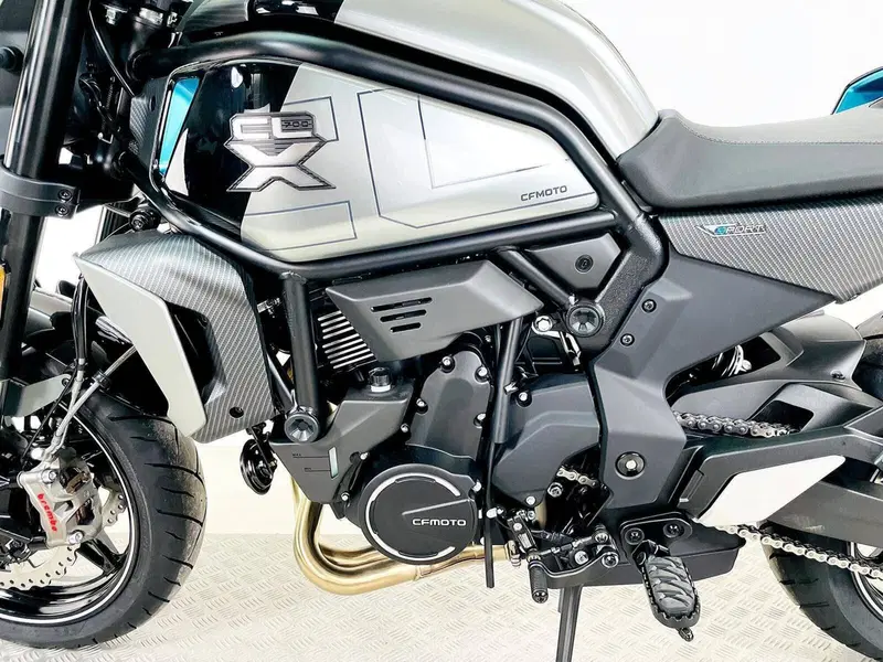 CFMOTO 700CL-X Sport (2022 - 26) (18)