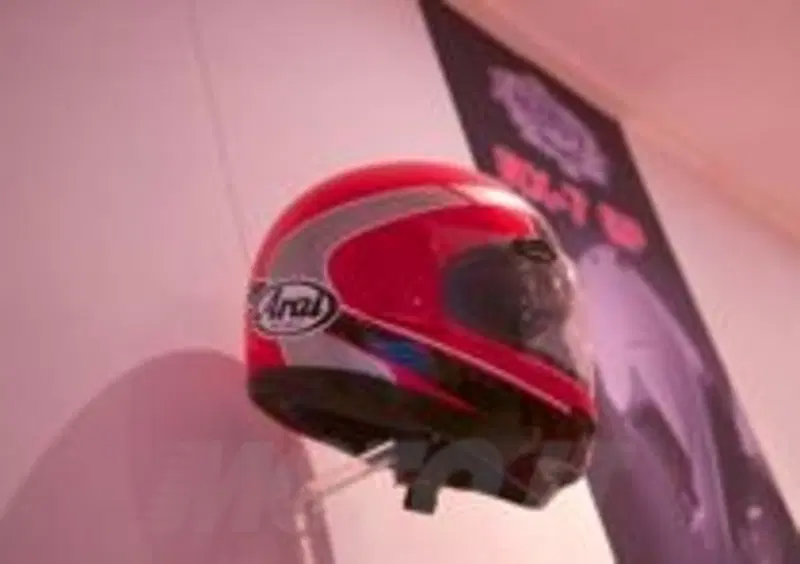 Il primo Arai Schwantz. Il lavoro con i piloti &amp;egrave; sempre stato fondamentale.
