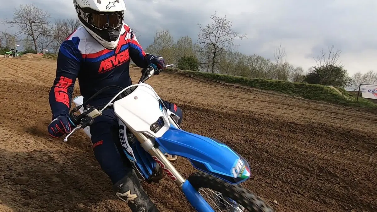 TM Racing MX 250 Fi 2022 TEST: non è solo bella, va da paura! (7)