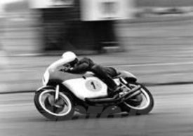 Mike Hailwood su MV Agusta, 1965 
