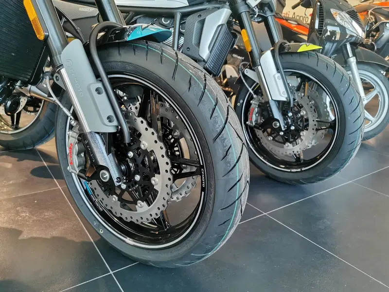 CFMOTO 700CL-X Sport (2022 - 26) (4)