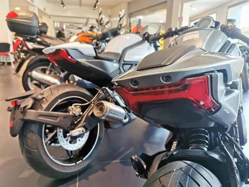 CFMOTO 700CL-X Sport (2022 - 26) (5)