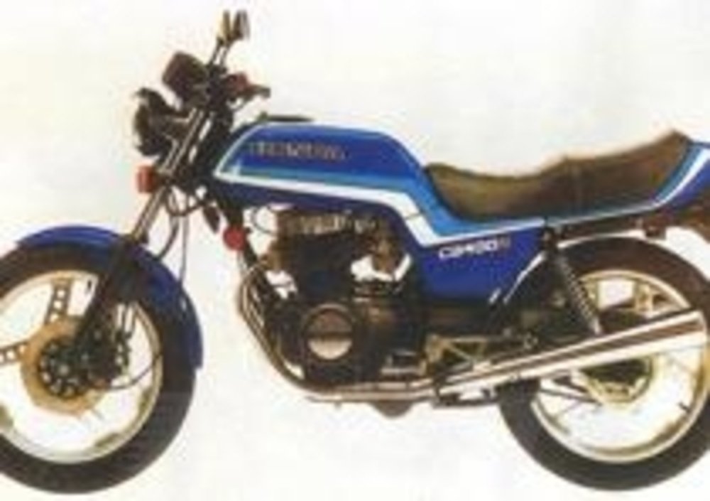 La Honda CB400N originale
