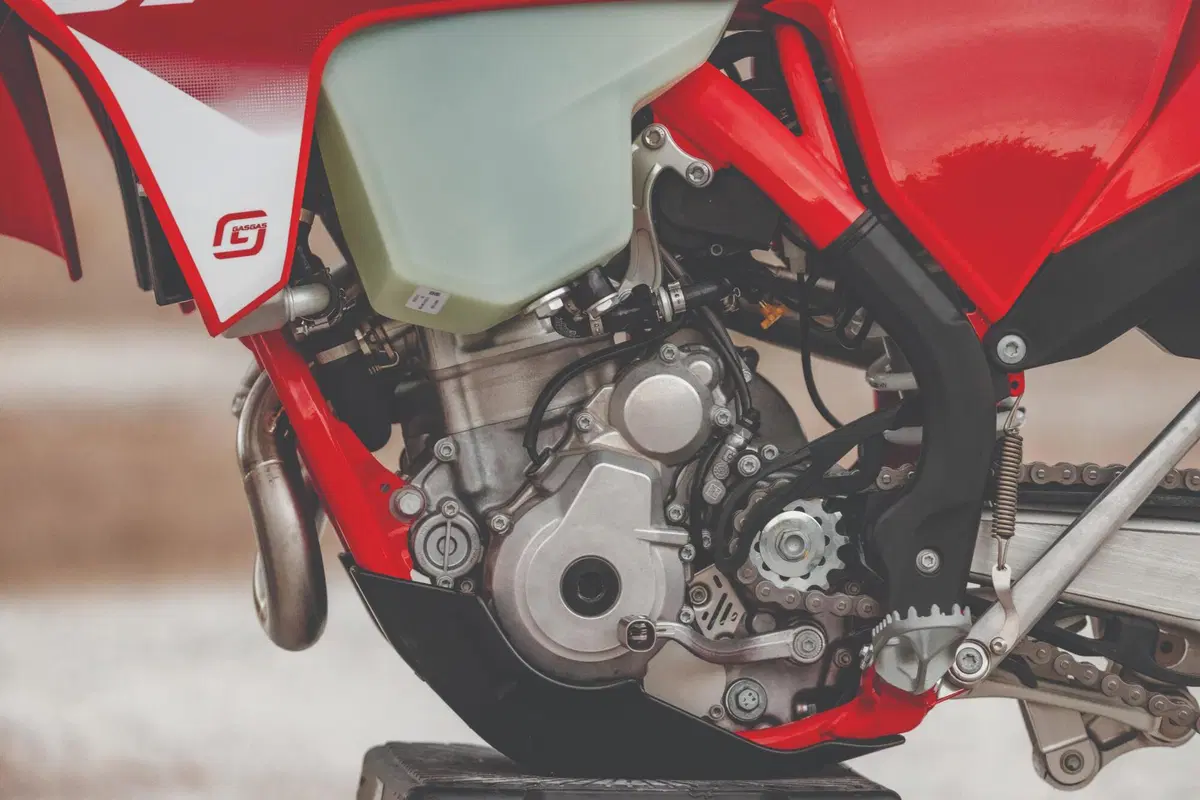 GASGAS presenta la gamma Enduro 2023 a 2 e a 4 tempi (12)