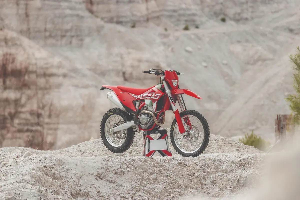 GASGAS presenta la gamma Enduro 2023 a 2 e a 4 tempi (21)