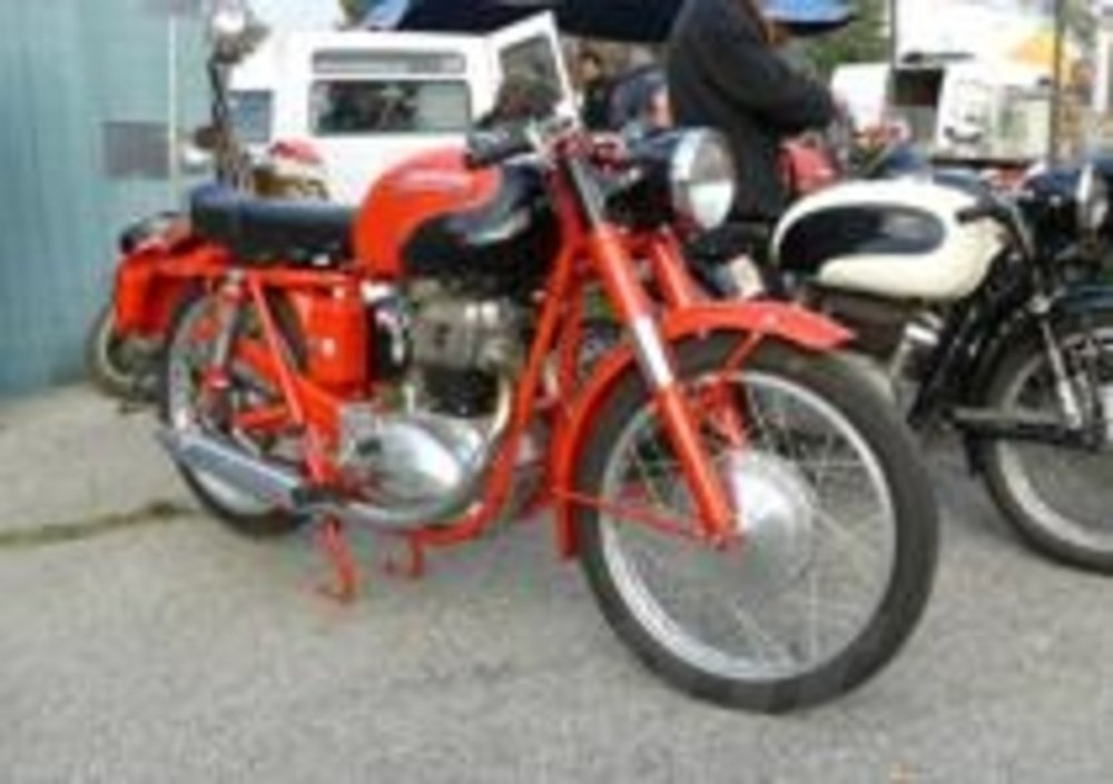 Le moto Perugina venivano costruite dalle fonderie Menicucci. La 175 ad aste e bilancieri &amp;egrave; stata la pi&amp;ugrave; famosa
