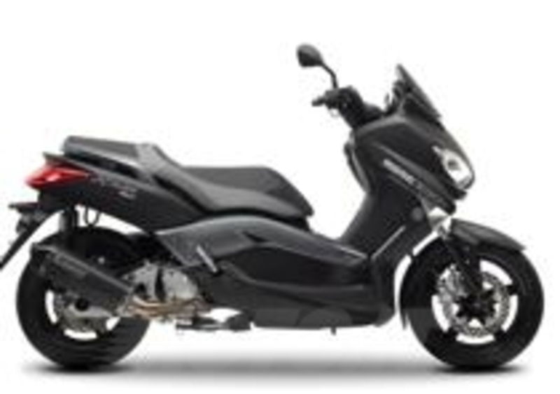 Yamaha X MAX 250 MOMODESIGN m.y. 2013
