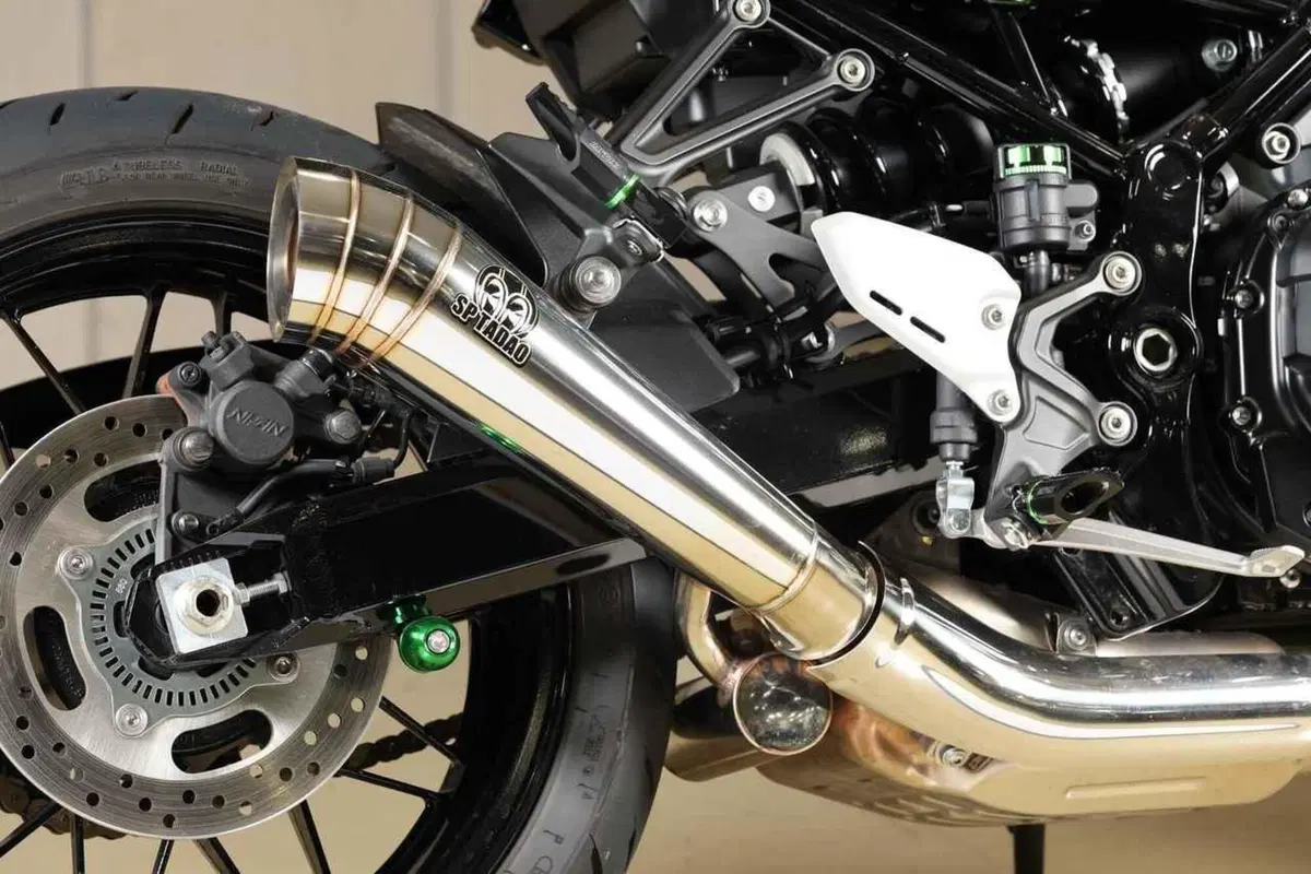 Kawasaki Z900RS, dal Giappone nuove personalizzazioni 2022 (4)
