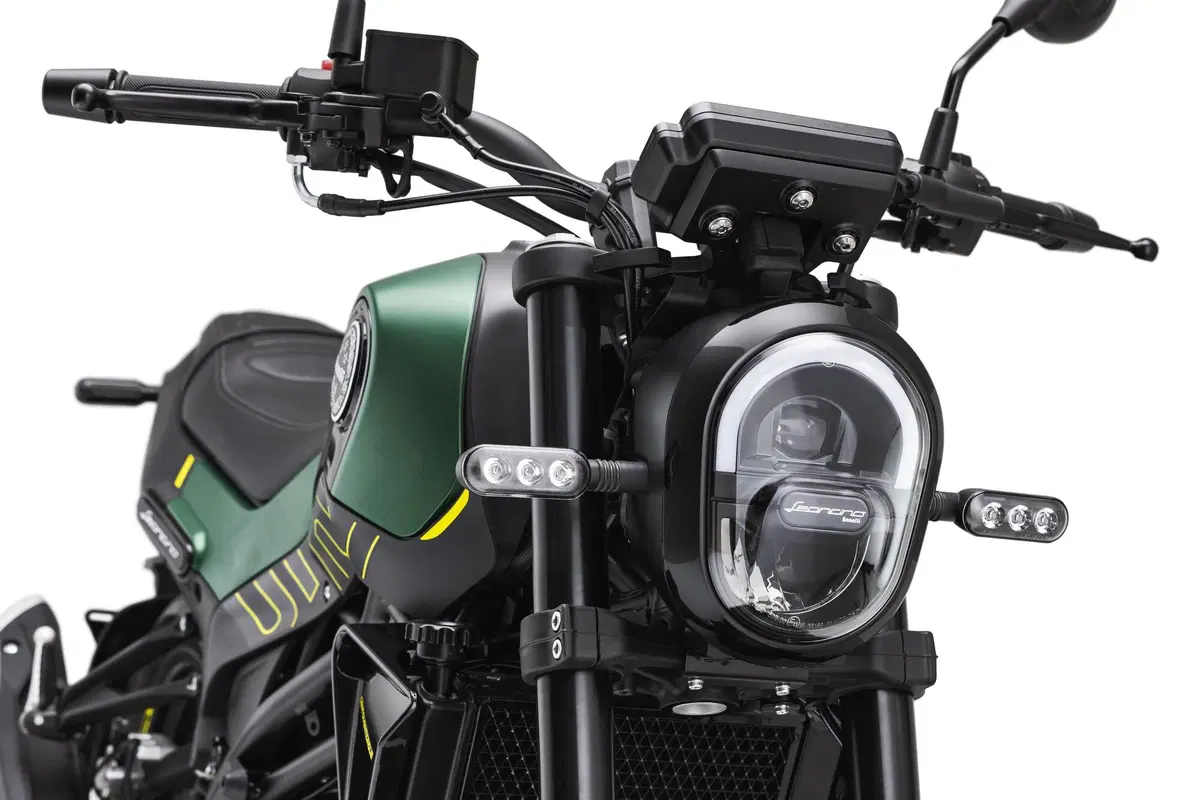 Benelli Leoncino 125: è in vendita. Caratteristiche e prezzo (10)
