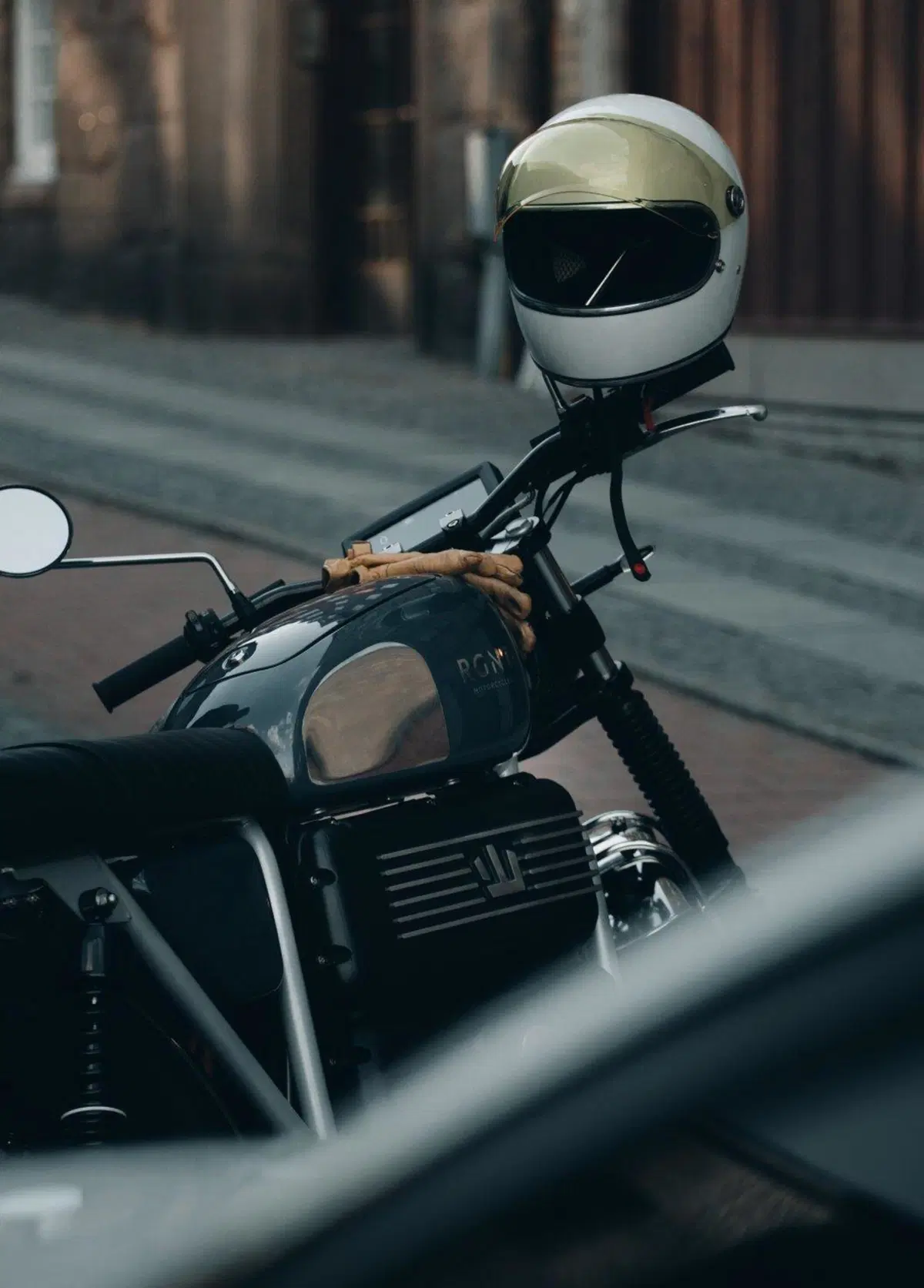 Dalla Svezia arriva RGNT, lo scrambler elettrico