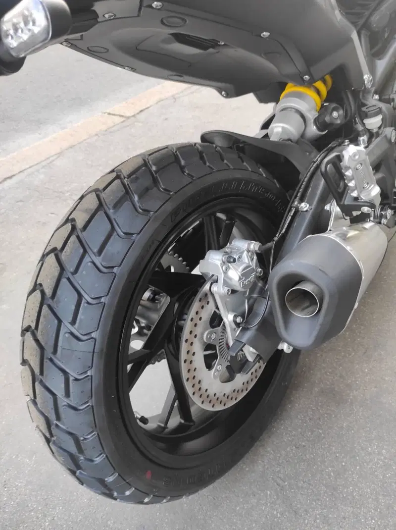 Benelli Leoncino 800 (2022 - 26) (15)