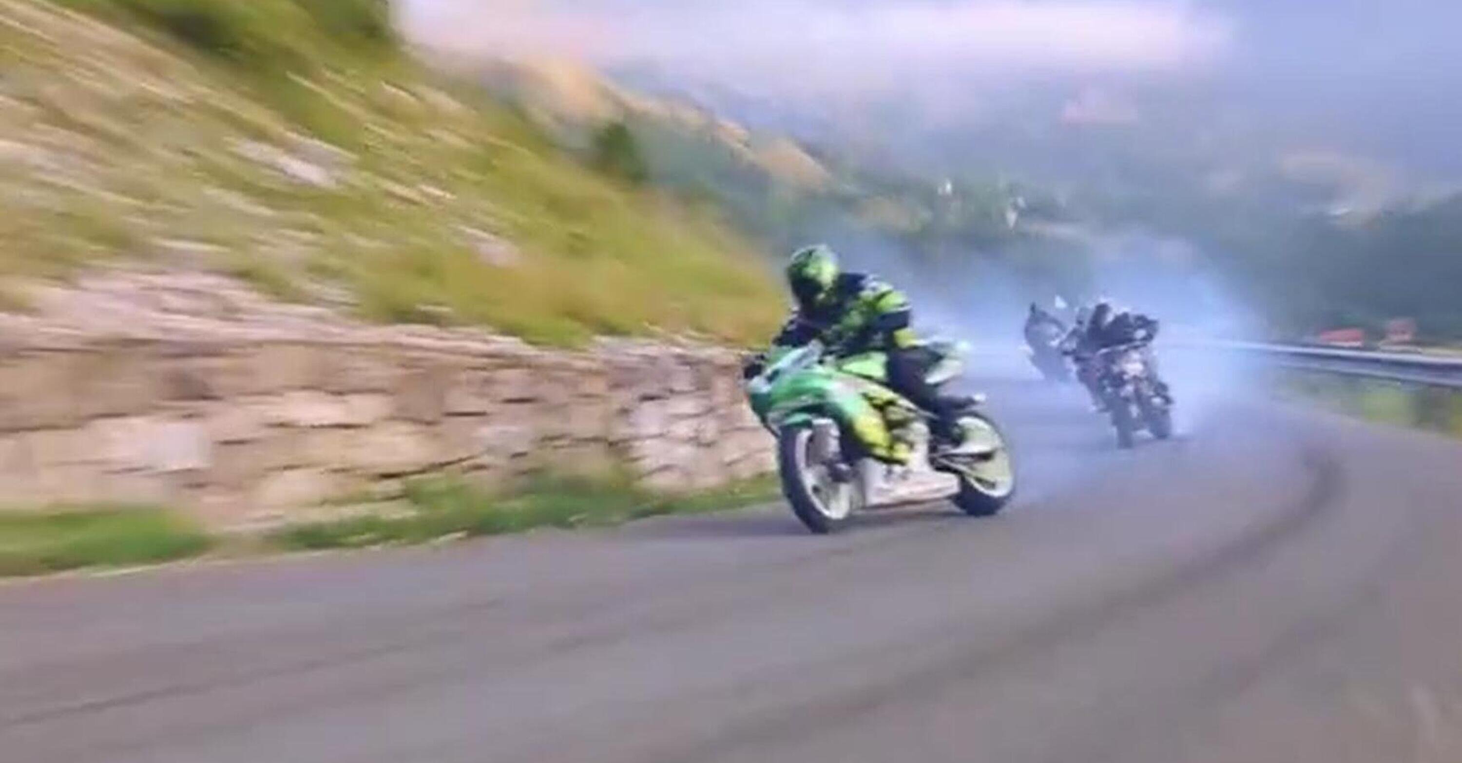 Moto Supersportive e Naked, che traversi sulle Alpi! [VIDEO VIRALE]