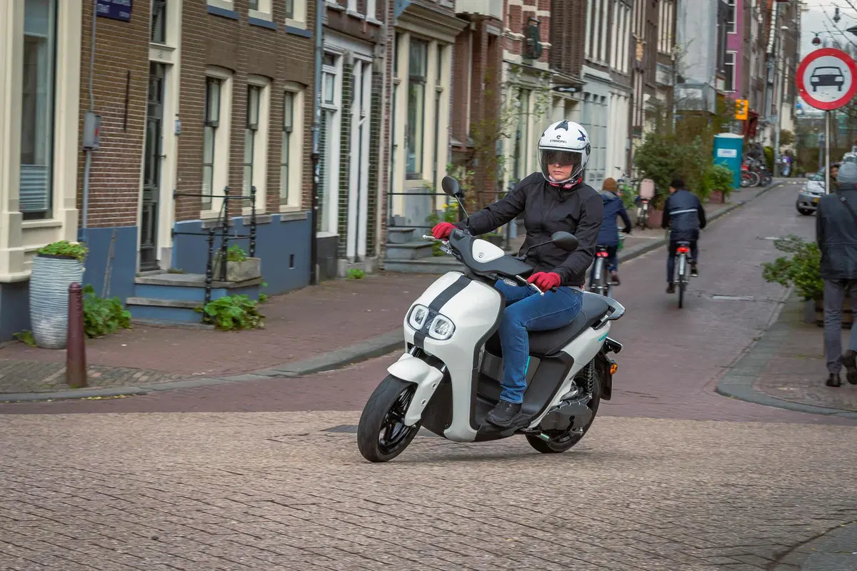 Yamaha Neo's TEST: elettrico easy (10)