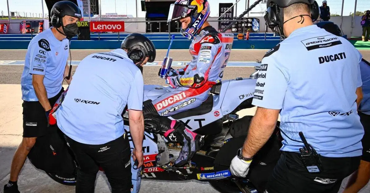 Nico Cereghini: "Enea che si carica la Ducati sulle spalle"
