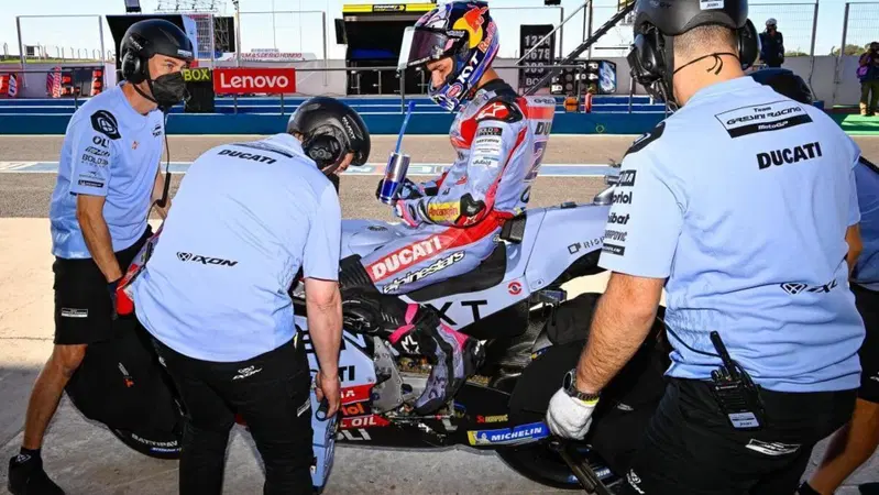 Nico Cereghini: "Enea che si carica la Ducati sulle spalle"