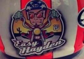 La grafica "Easy Hayden" sul casco di Niky 
