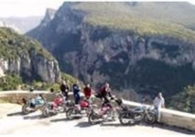 Gorges du Verdon: bellissimi, ma nei periodi clou trovare una stanza può non essere banale...
