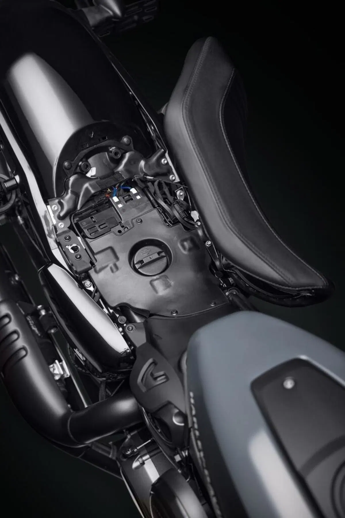 Nuova Harley-Davidson RH975 Nightster 2022 (7)