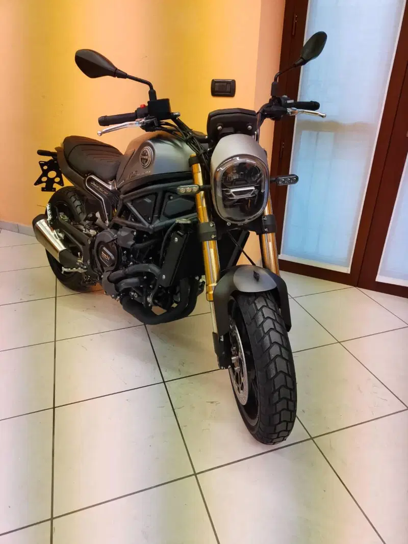 Benelli Leoncino 800 (2022 - 26) (4)