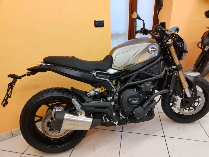 Benelli Leoncino 800 (2022 - 26) (6)