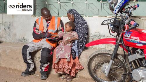 Le moto Yamaha a Riders for Health per l'assistenza sanitaria in Africa (5)