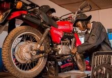Le moto Yamaha a Riders for Health per l'assistenza sanitaria in Africa