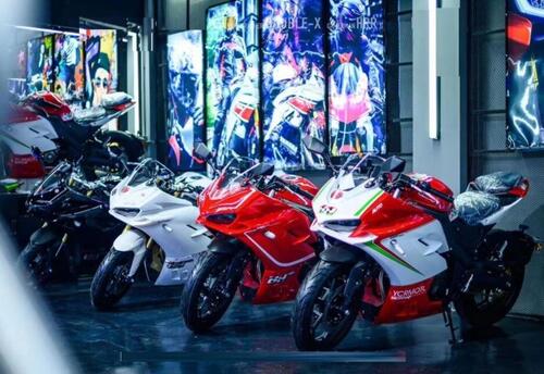 Wuben 1199 Sport. L'ibrida Ducati che arriva dalla Cina (7)