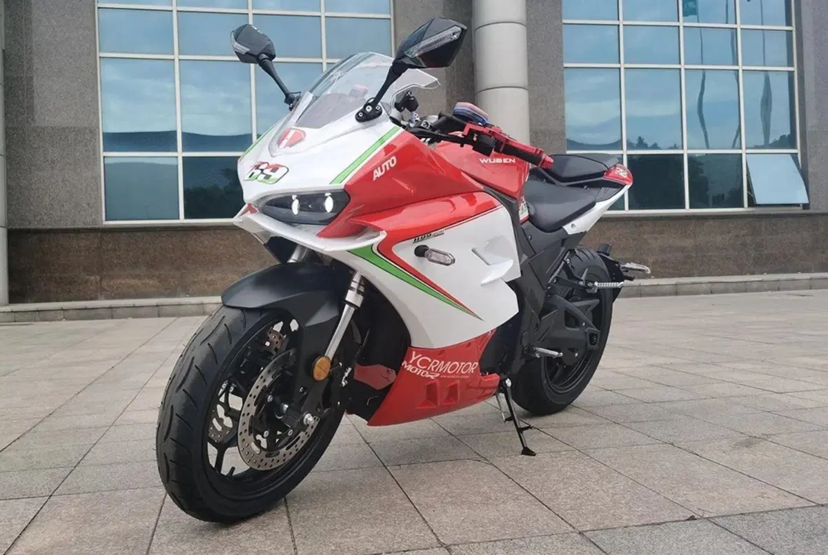 Wuben 1199 Sport. L'ibrida 'Ducati' che arriva dalla Cina (3)