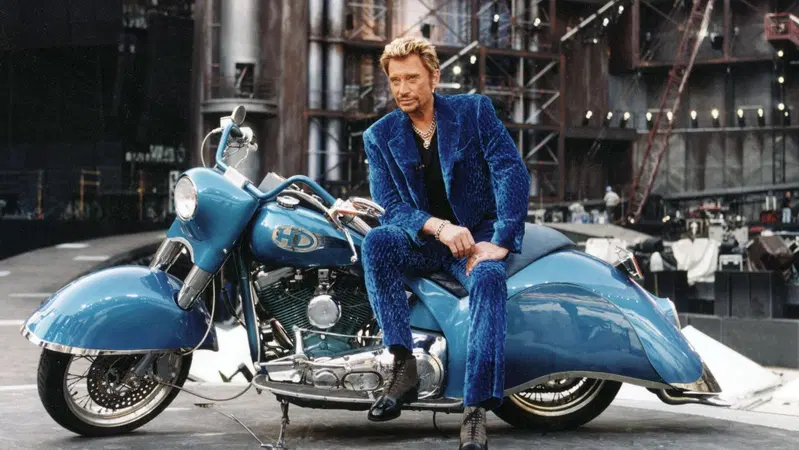 La Laura Eyes di Johnny Hallyday venduta all'asta per una cifra record