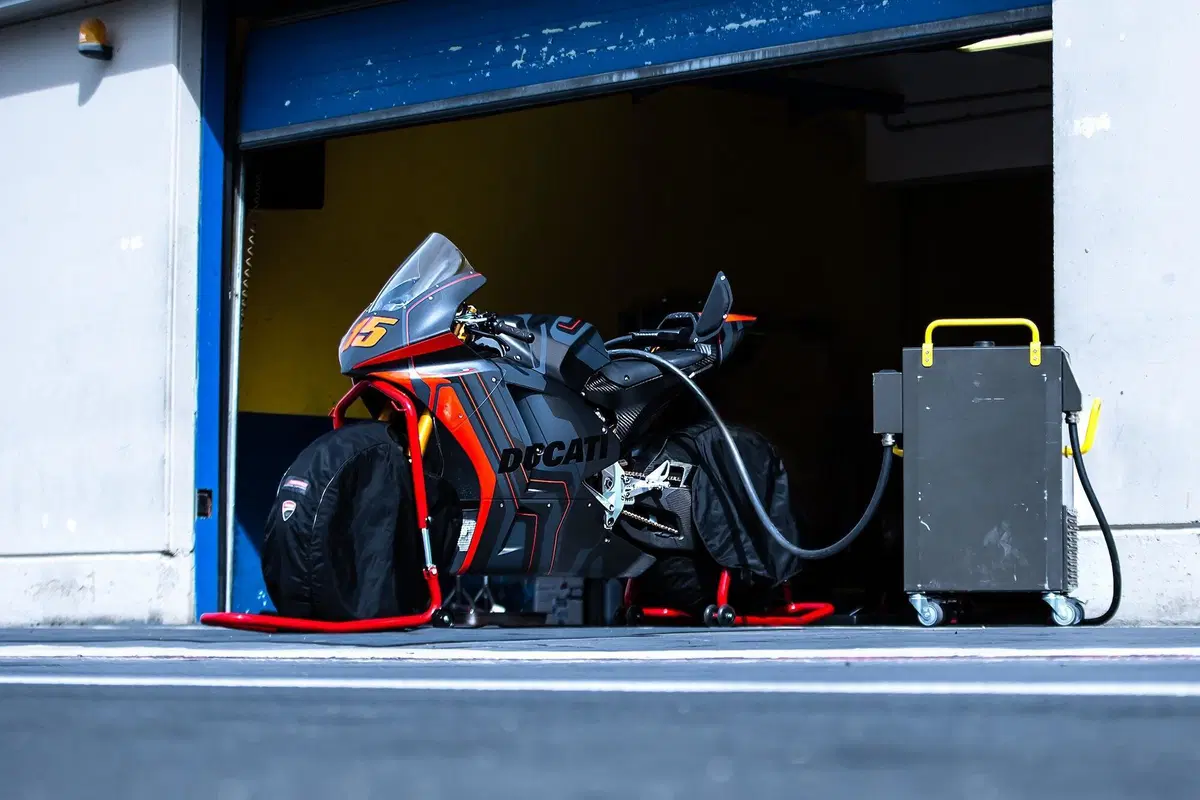 MotoGP: la Ducati MotoE gira a Vallelunga [VIDEO] (8)
