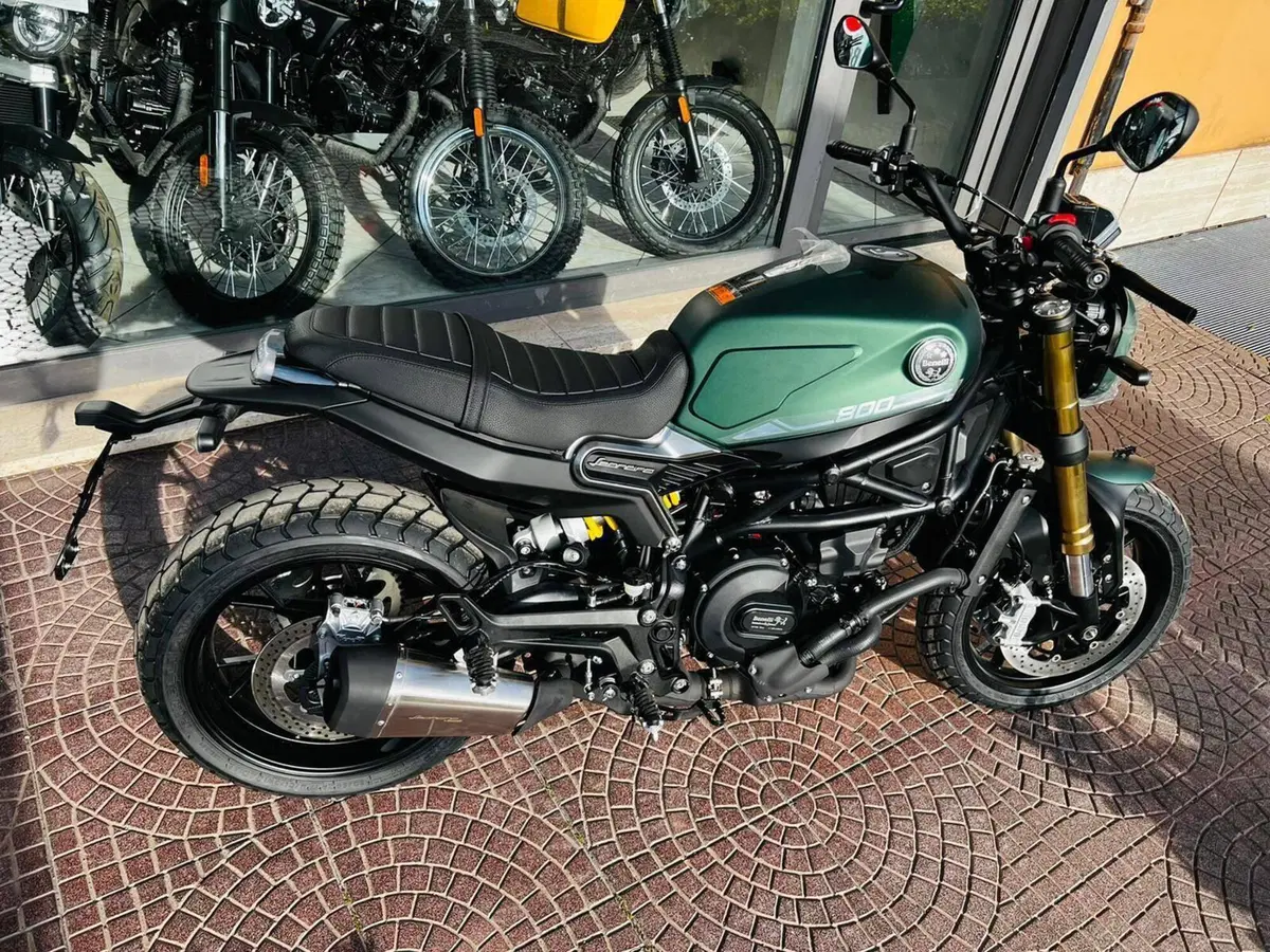 Benelli Leoncino 800 (2022 - 26) (15)