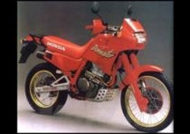 La moto in configurazione originale
