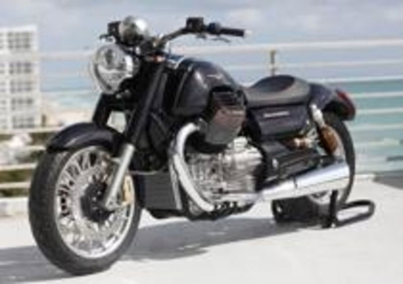 MOTO GUZZI CALIFORNIA 1400
